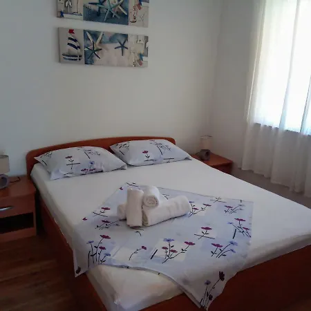 Laura Apartmán Hvar Town